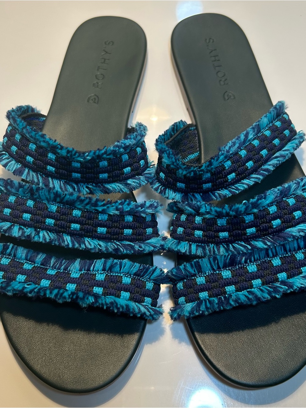 Rothy's Women's Blue Triple Band Sea Shell Fringe Teal Sandals - Size 10